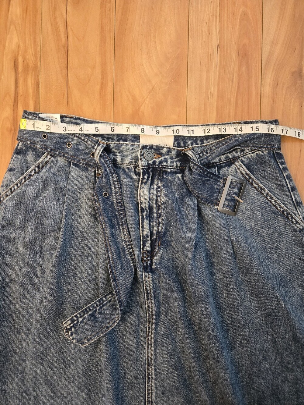 HABITUAL Denim A-line Midi Skirt with Matching Belt Size 12/31 - Picture 9 of 12